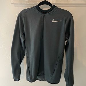 Nike sweatshirt